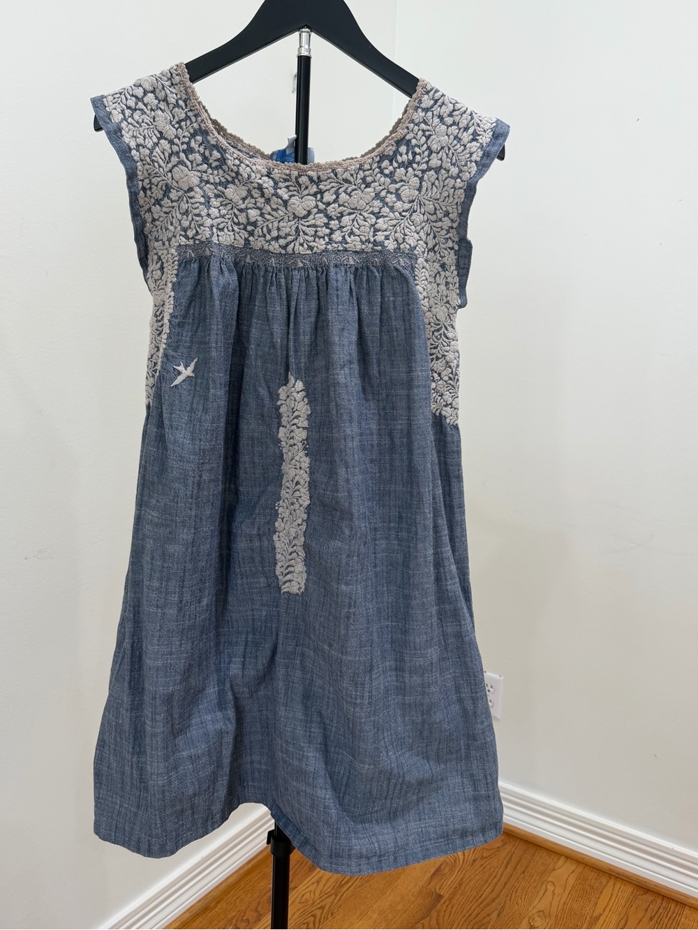 Mi Golondrina Mexico Blue Chambray Hand Embroidered Dress Size M